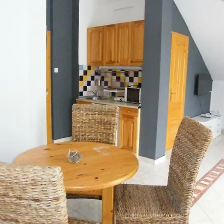 Inn Resident Balatonszemes