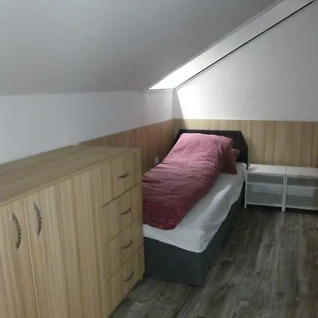 Inn Resident