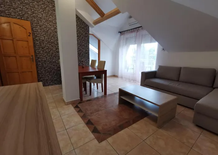 Resident * Balatonszárszó