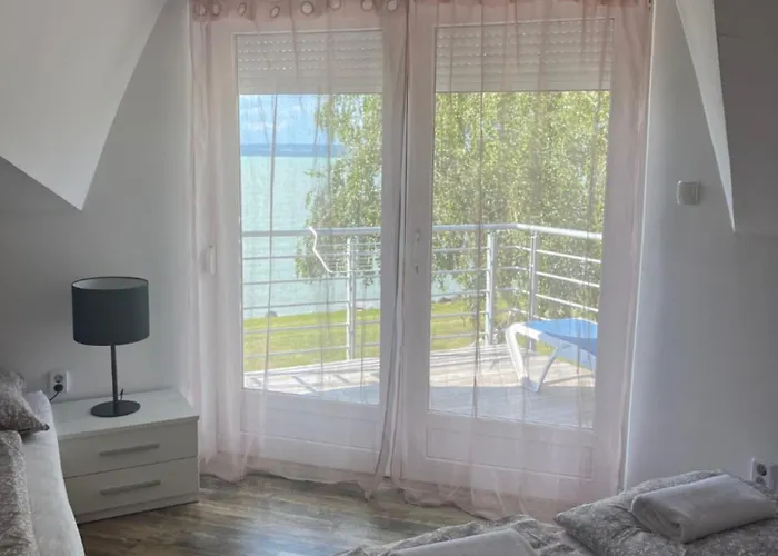 Resident * Balatonszárszó