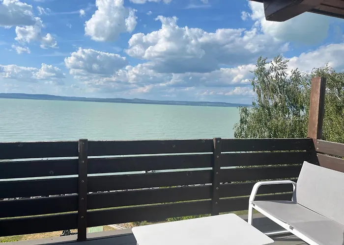 אורחן Resident Balatonszárszó