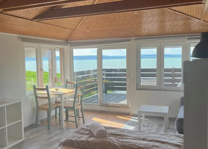 Resident * Balatonszárszó